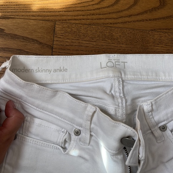 White Skinny Jeans - Picture 2 of 2